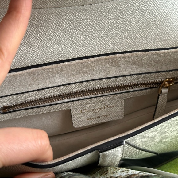 authentic dior saddle bag, white calfskin leather in latte, regular size - Picture 6 of 8
